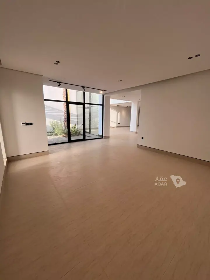 4 bedroom villa in Al Mahdiyyah, Riyadh 2