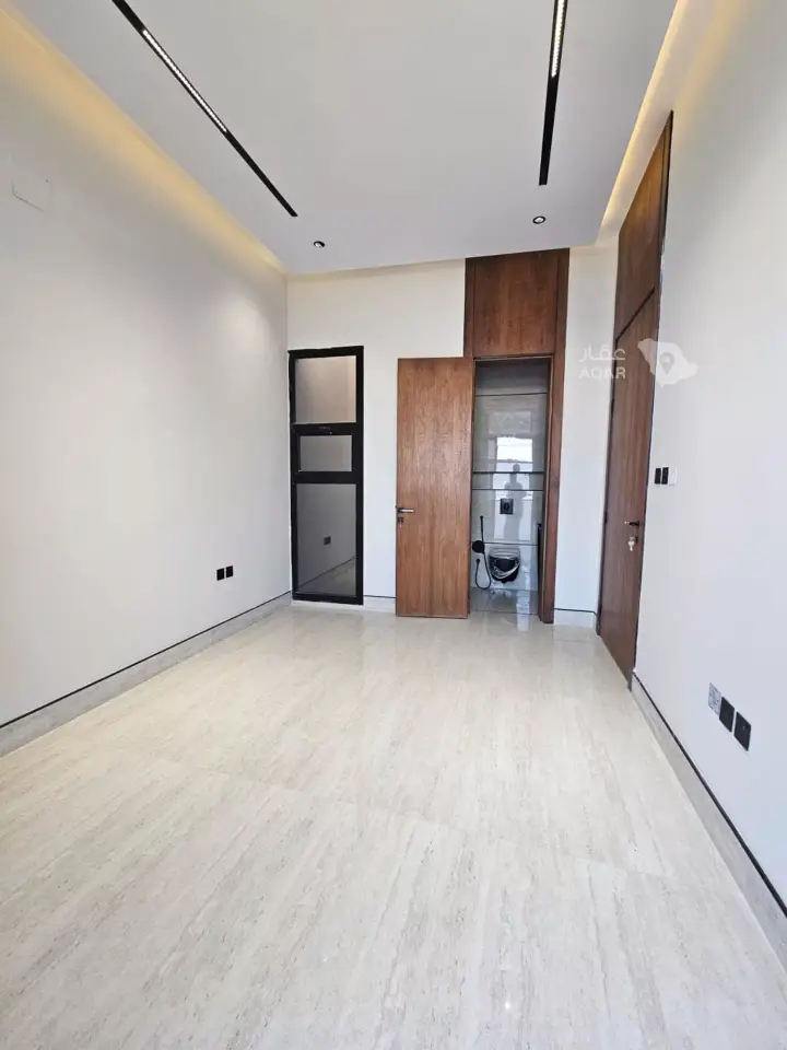 3 bedroom villa in Al Mahdiyyah, Riyadh 19