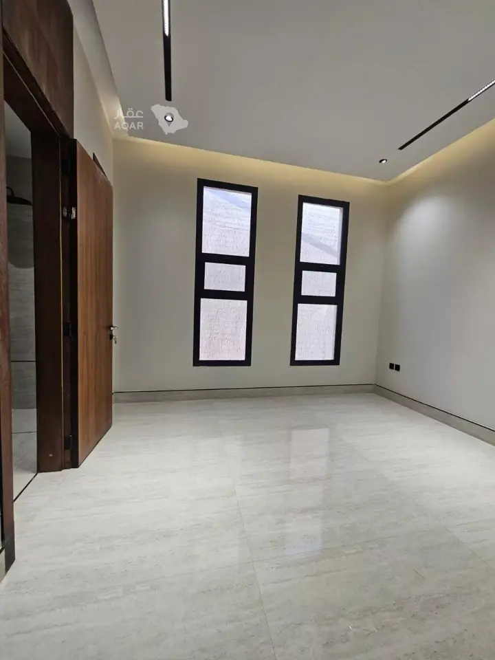 3 bedroom villa in Al Mahdiyyah, Riyadh 14