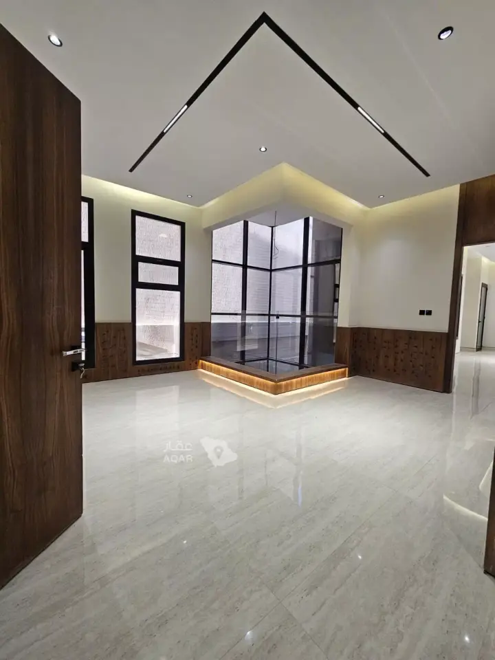 3 bedroom villa in Al Mahdiyyah, Riyadh 5