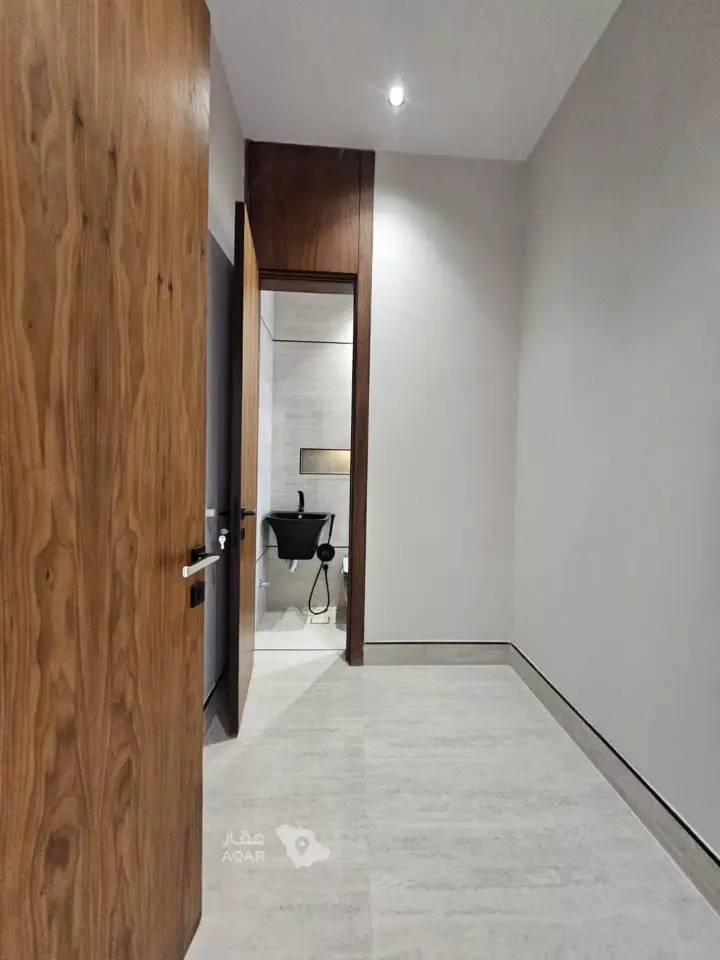3 bedroom villa in Al Mahdiyyah, Riyadh 7
