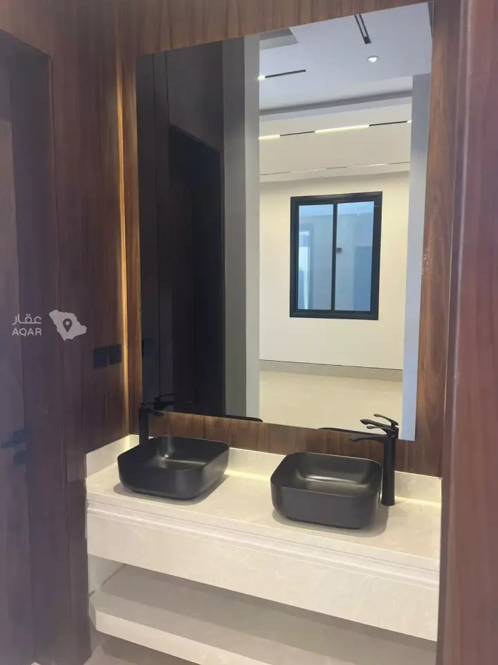4 bedroom villa in Al Aridh, Riyadh 18
