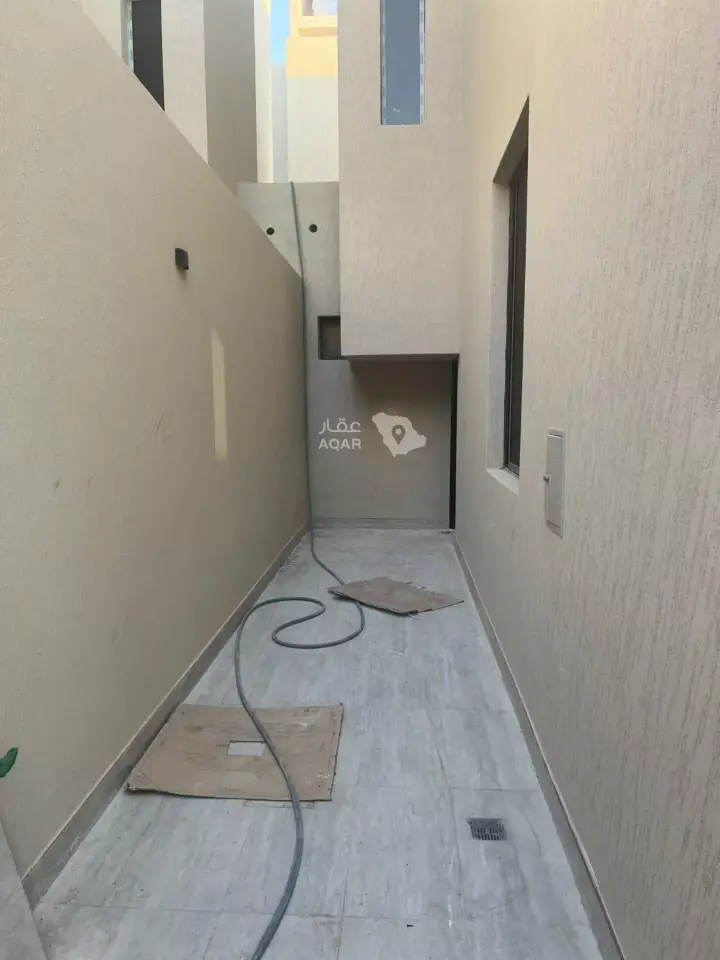 4 bedroom villa in Al Aridh, Riyadh 14
