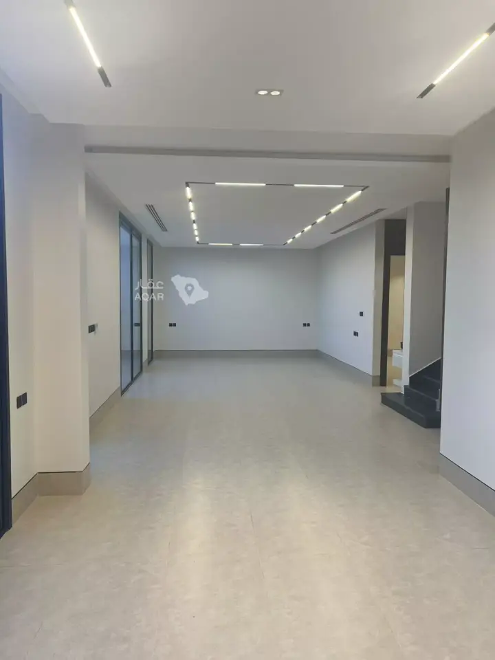4 bedroom villa in Al Aridh, Riyadh 10