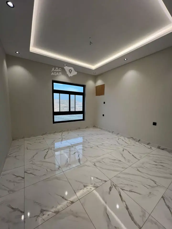 4 bedroom apartment in Bryman, Jeddah 9