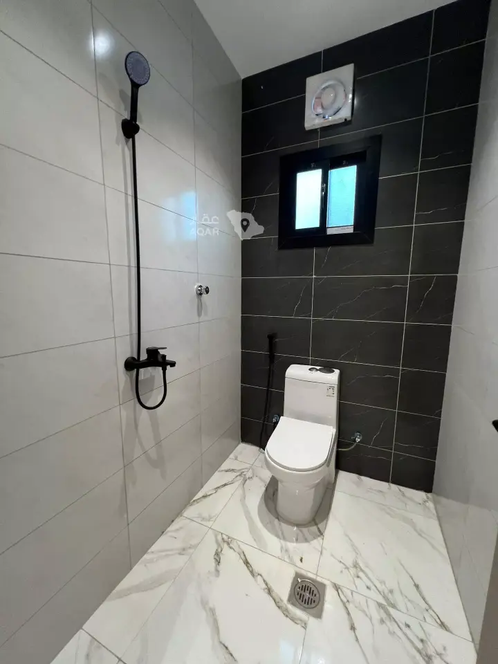 4 bedroom apartment in Bryman, Jeddah 12