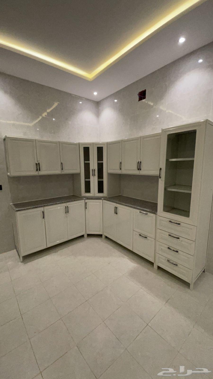 3 bedroom apartment in Al Rimal 2