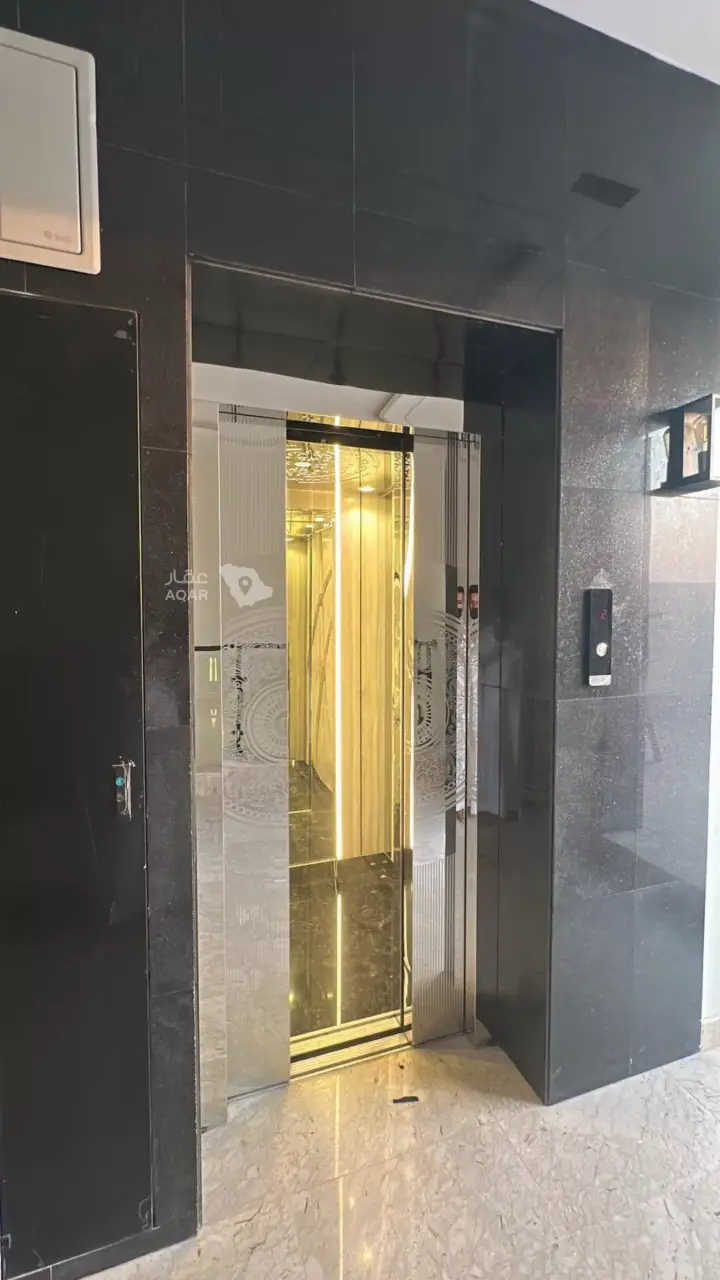20 bedroom building in Tuwaiq, Riyadh 2