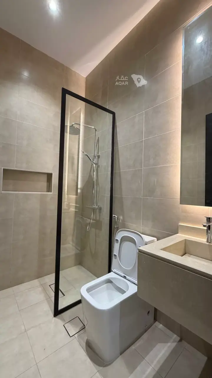 2 bedroom apartment in Al Safa, Jeddah 12