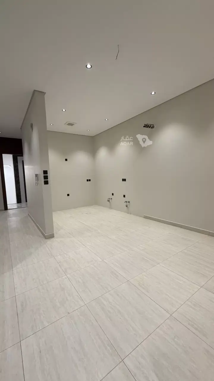 2 bedroom apartment in Al Safa, Jeddah 4