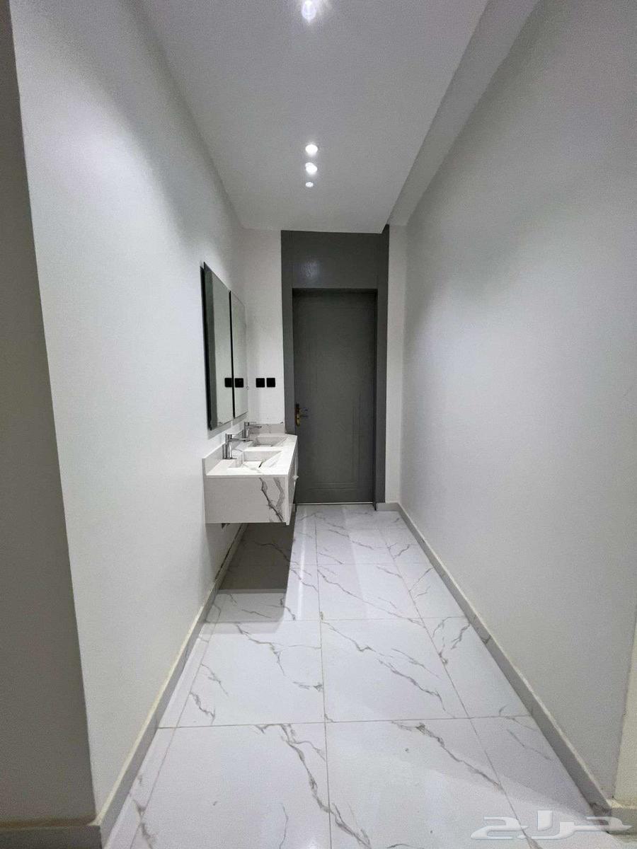 4 bedroom apartment in Al Janadriyah 7