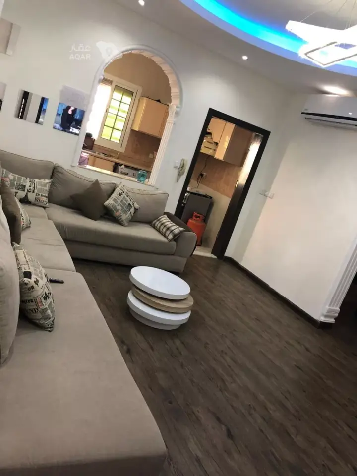 3 bedroom apartment in Mishrifah, Jeddah 10