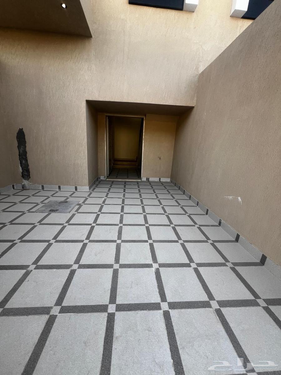 5 bedroom apartment in Okaz 4