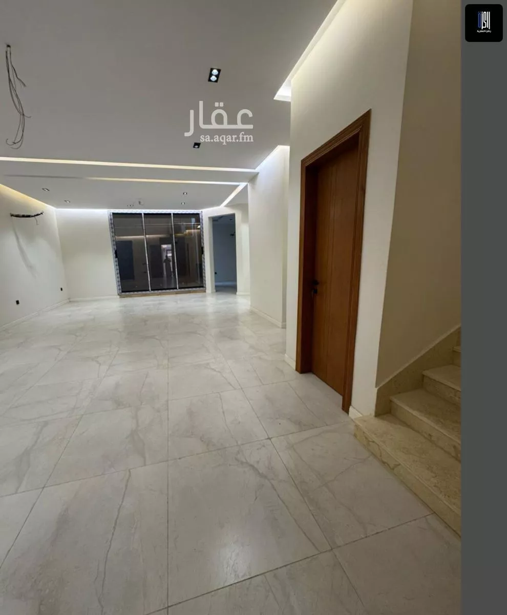 20 bedroom villa in Al Yaqout 8