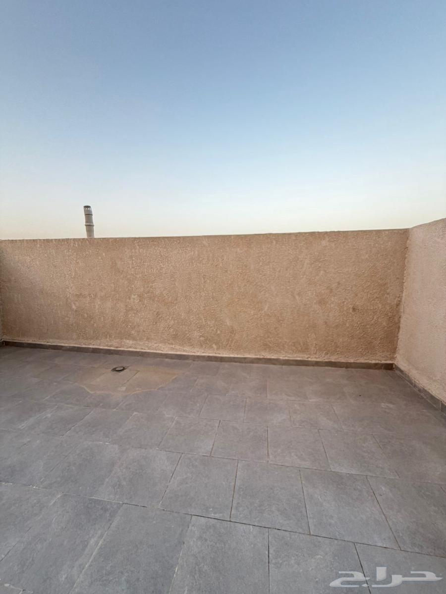8 bedroom villa in Dahiat Namar 18