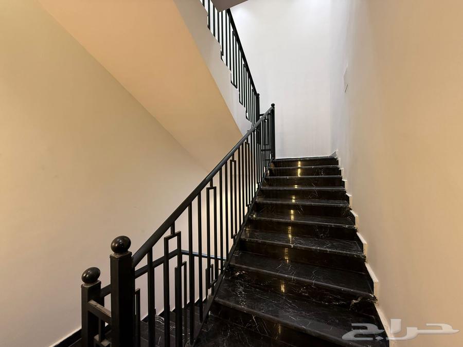 4 bedroom apartment in Tuwaiq, Riyadh 6