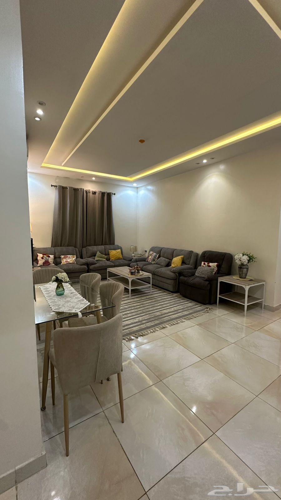 5 bedroom apartment in Al Rimal 3