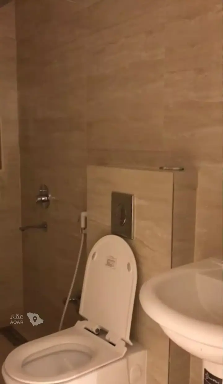 2 bedroom apartment in Al Muntazah, Eastern Province 3