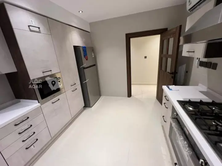 3 bedroom apartment in Hajar, Eastern Province 12