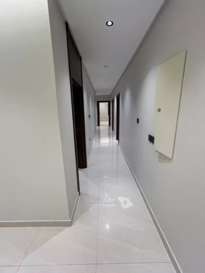 3 bedroom apartment in Hajar, Eastern Province 18