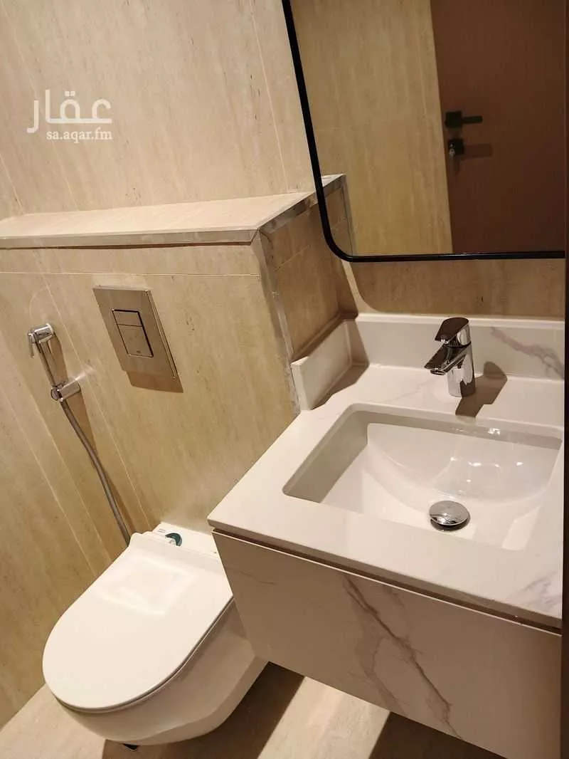 شقة 3 غرف في الخور 8
