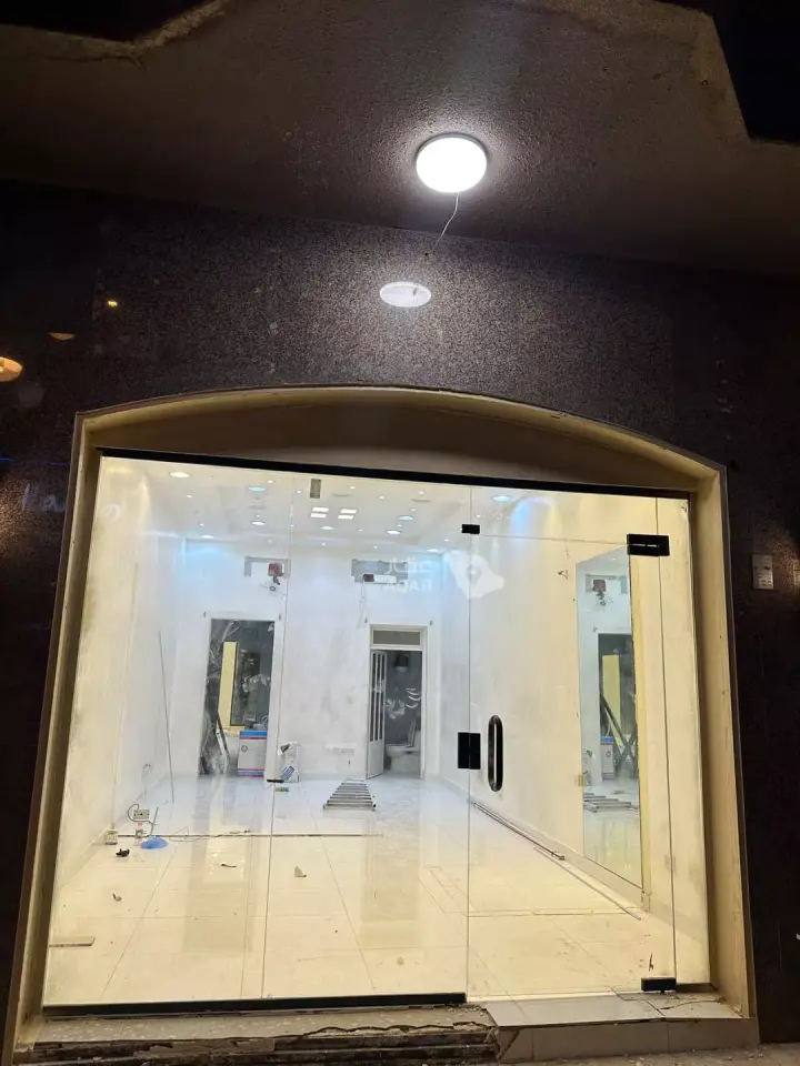 shop in King Fahd, Riyadh 2