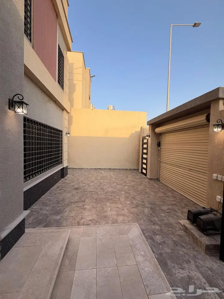 4 bedroom villa in Al Janadriyah, Riyadh 3