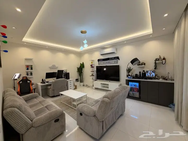 4 bedroom villa in Al Janadriyah, Riyadh 5