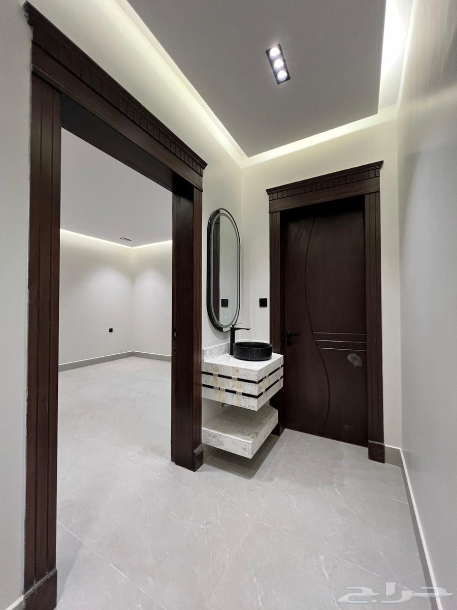 5 bedroom apartment in Al Janadriyah 2