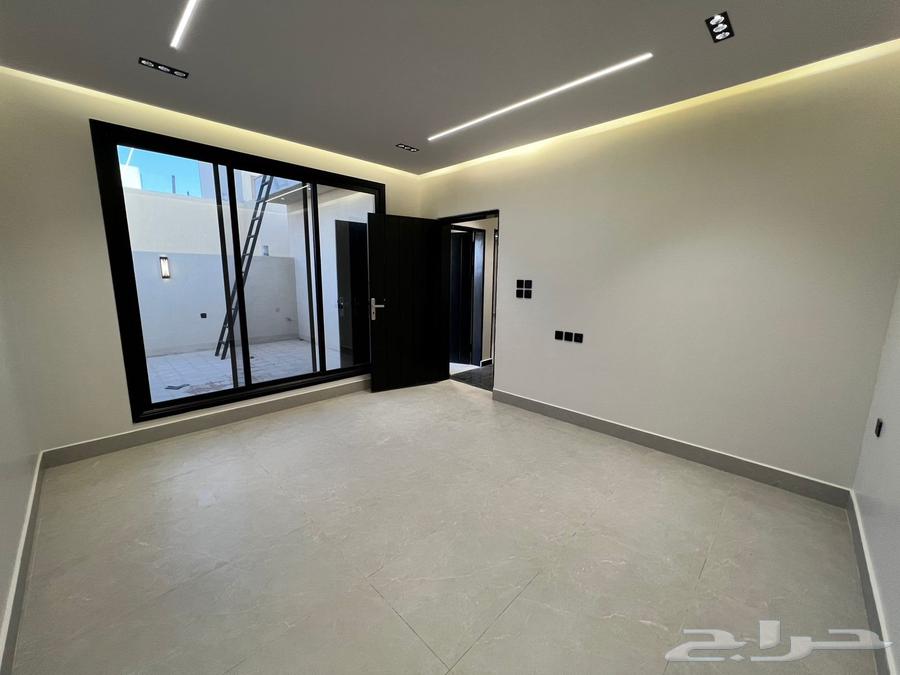 5 bedroom apartment in Al Janadriyah 4
