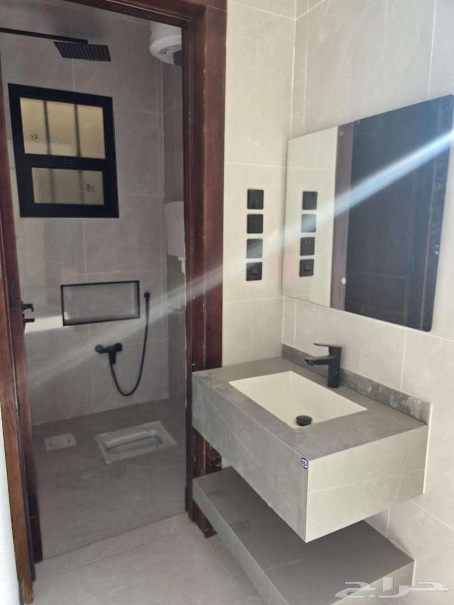5 bedroom apartment in Al Janadriyah 14