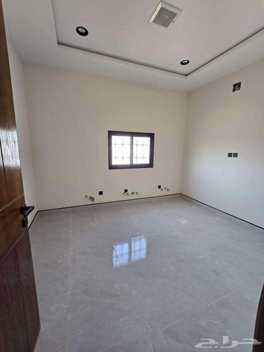 5 bedroom apartment in Al Janadriyah 6