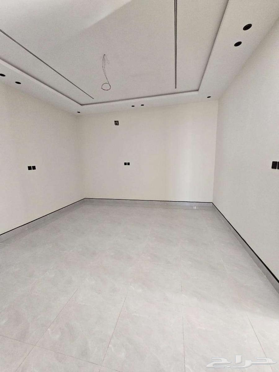 5 bedroom apartment in Al Janadriyah 8