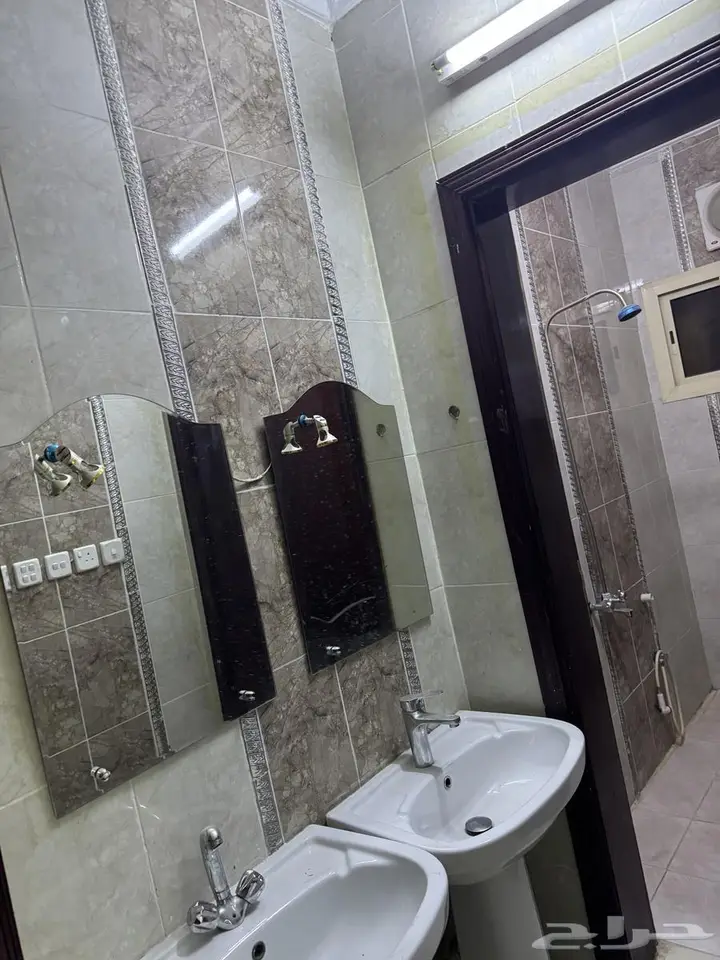 3 bedroom apartment in Al Difa, Madinah 9
