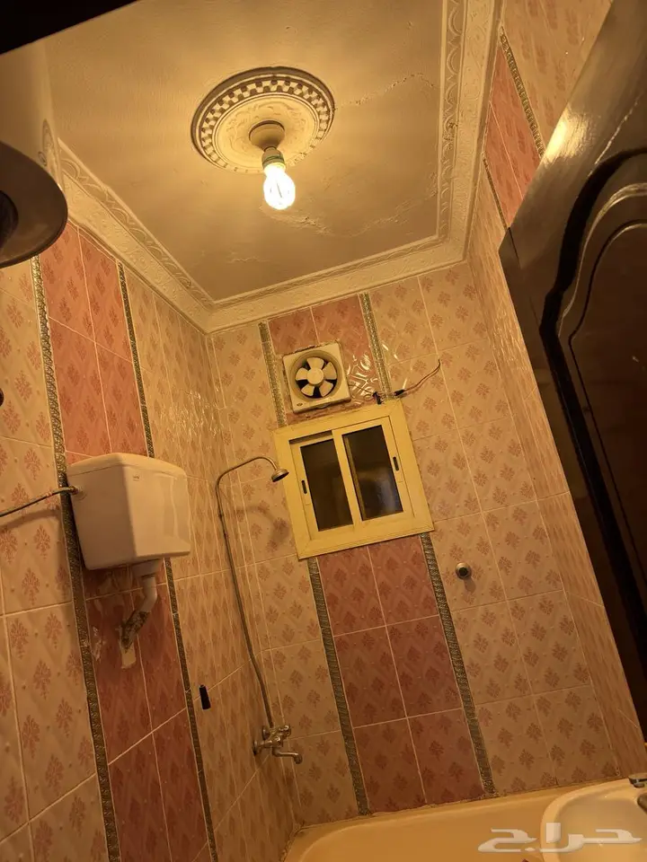 3 bedroom apartment in Al Difa, Madinah 6