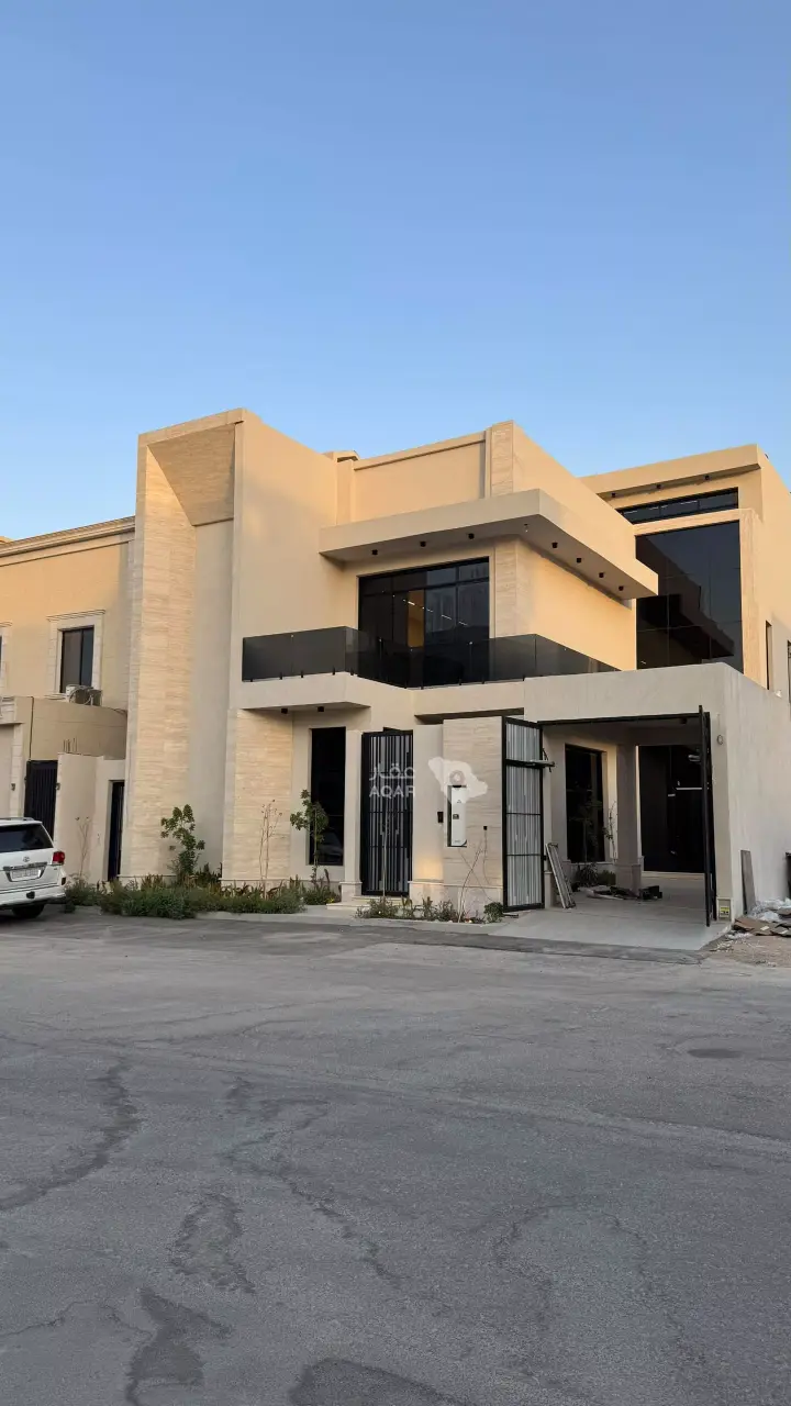 5 bedroom villa in Al Mahdiyyah, Riyadh