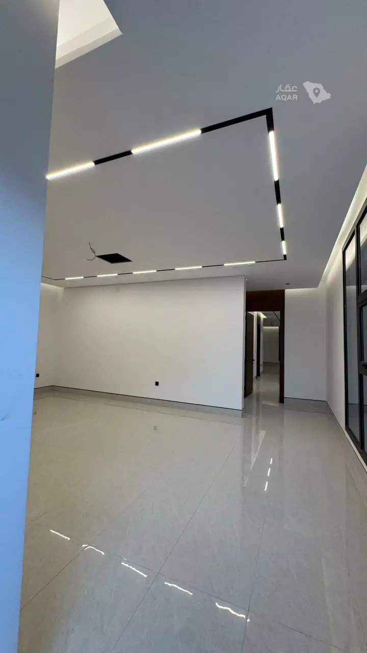 5 bedroom villa in Al Mahdiyyah, Riyadh 5