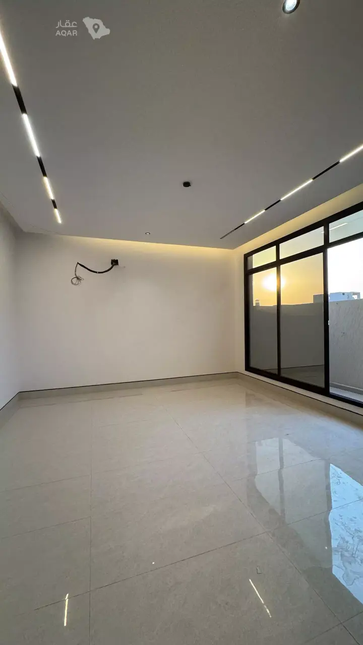 5 bedroom villa in Al Mahdiyyah, Riyadh 3
