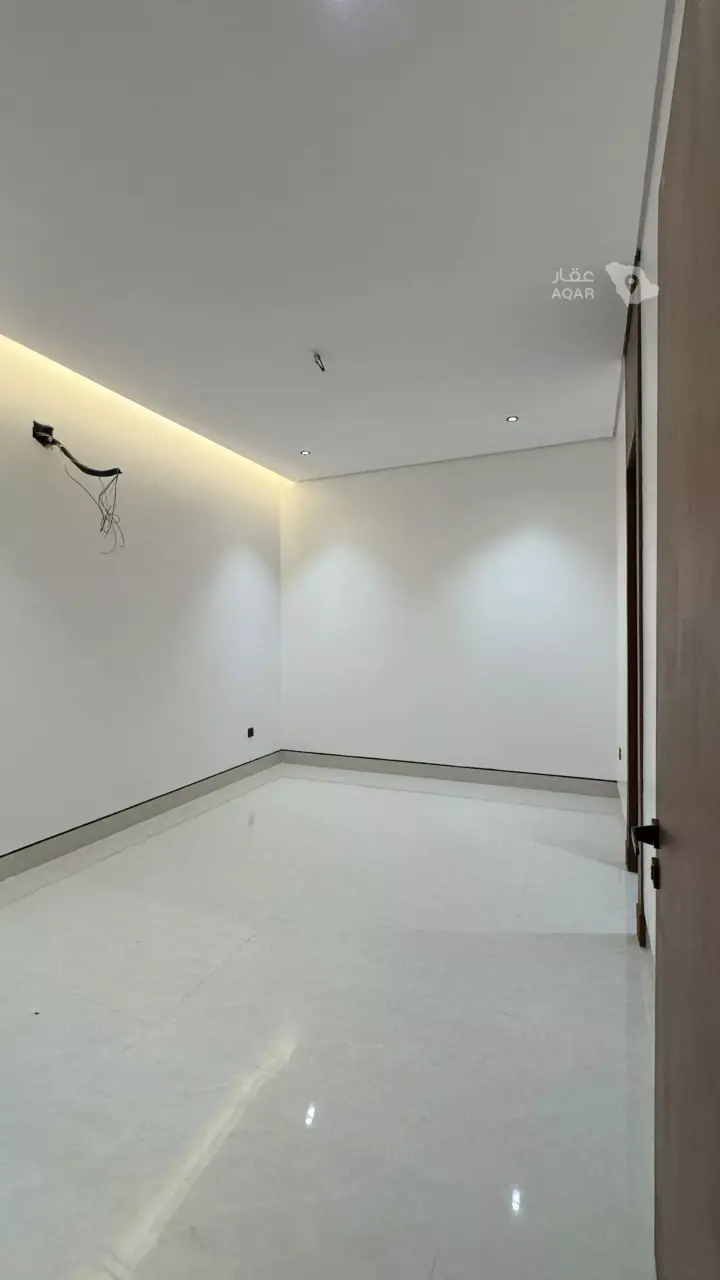 5 bedroom villa in Al Mahdiyyah, Riyadh 16