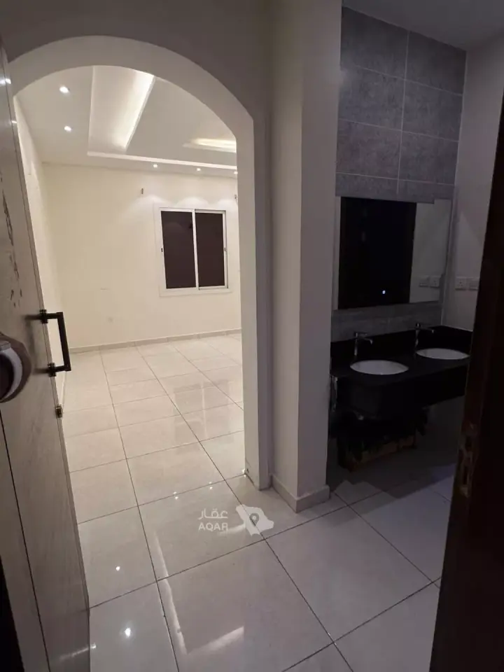 5 bedroom apartment in Al Wurud, Jeddah 10