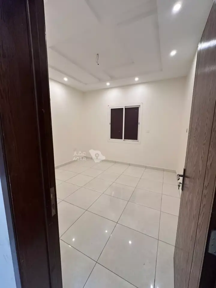 5 bedroom apartment in Al Wurud, Jeddah 6