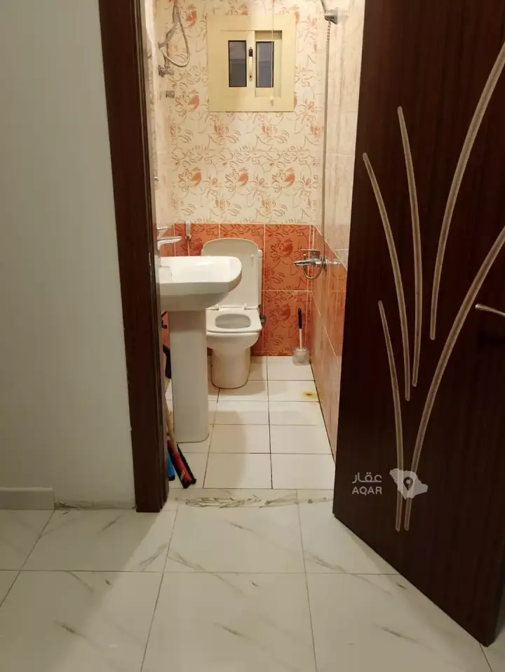 2 bedroom apartment in Al Naeem, Jeddah 4