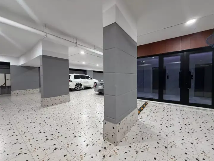 3 bedroom apartment in Al Nuzhah, Jeddah 8
