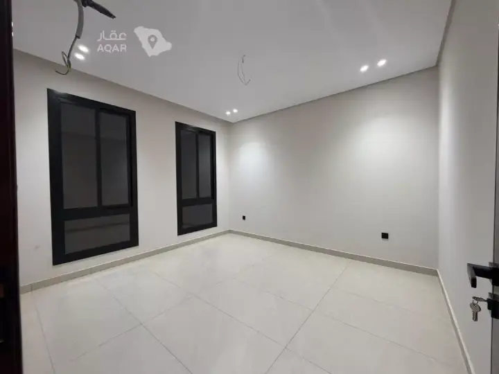 3 bedroom apartment in Al Nuzhah, Jeddah 13