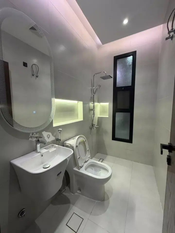 3 bedroom apartment in Al Nuzhah, Jeddah 18