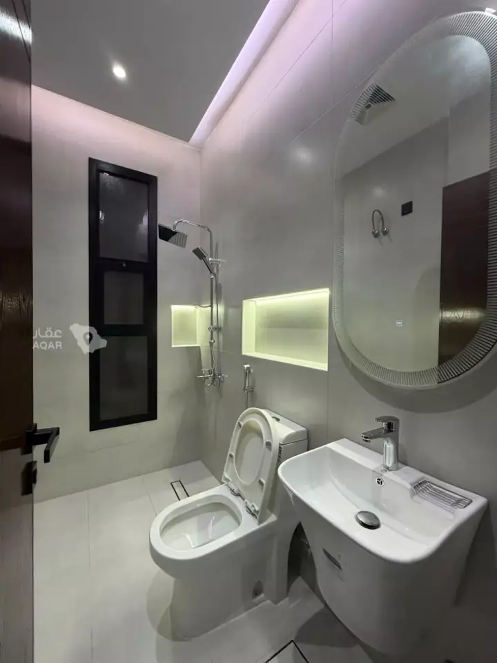 3 bedroom apartment in Al Nuzhah, Jeddah 6