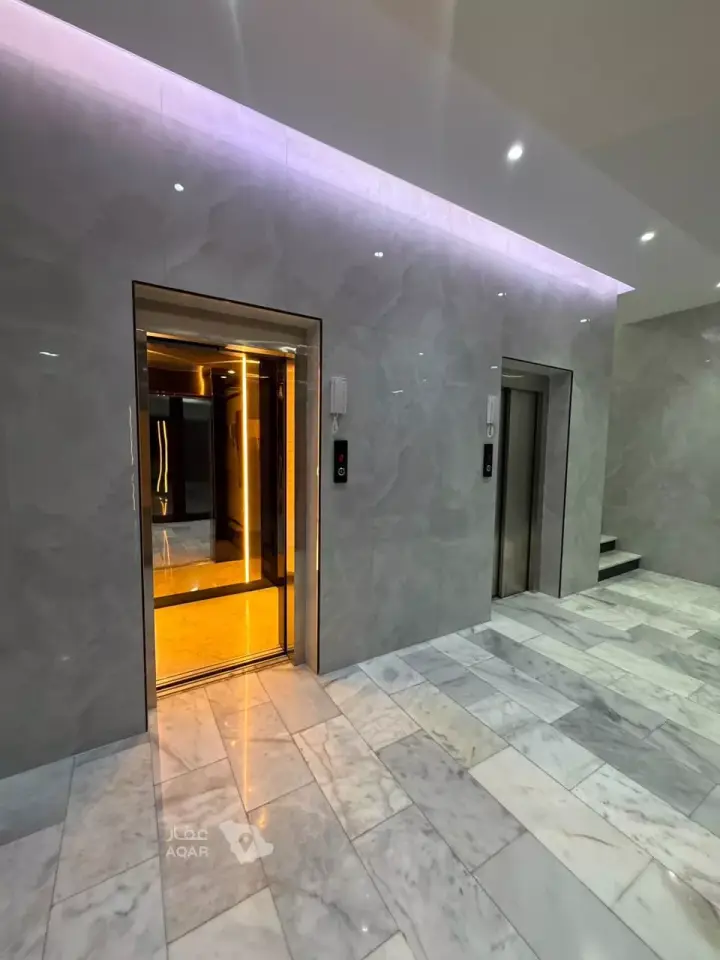 3 bedroom apartment in Al Nuzhah, Jeddah 11