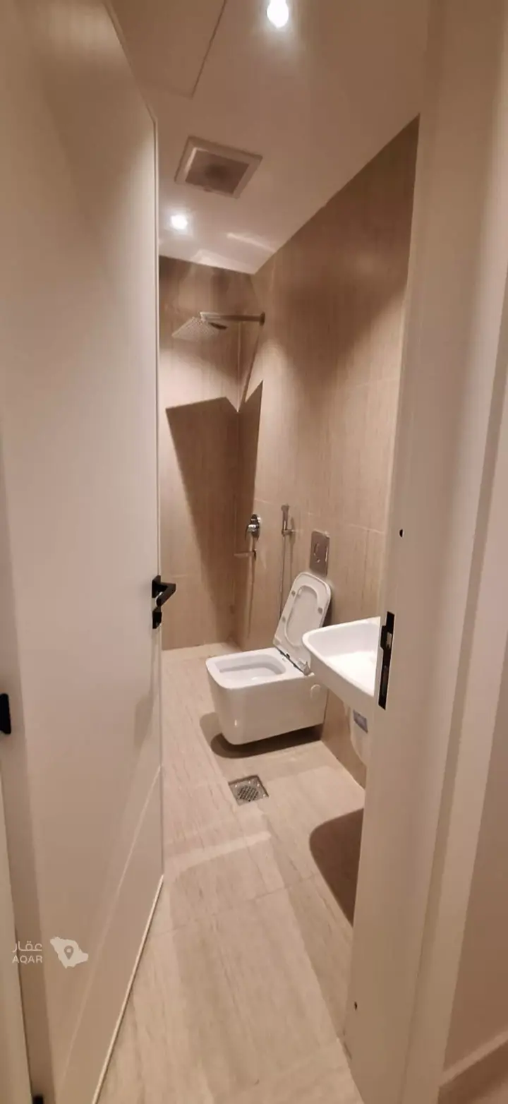 2 bedroom apartment in Al Yarmouk, Riyadh 6