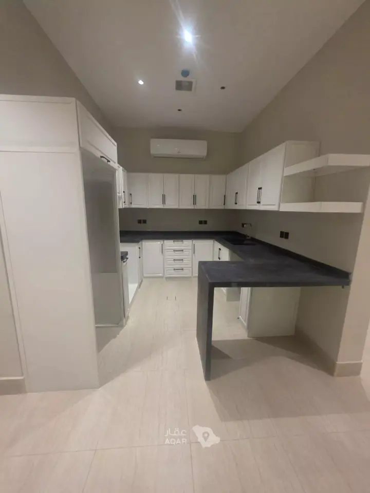 3 bedroom apartment in Al Rimal, Riyadh 7