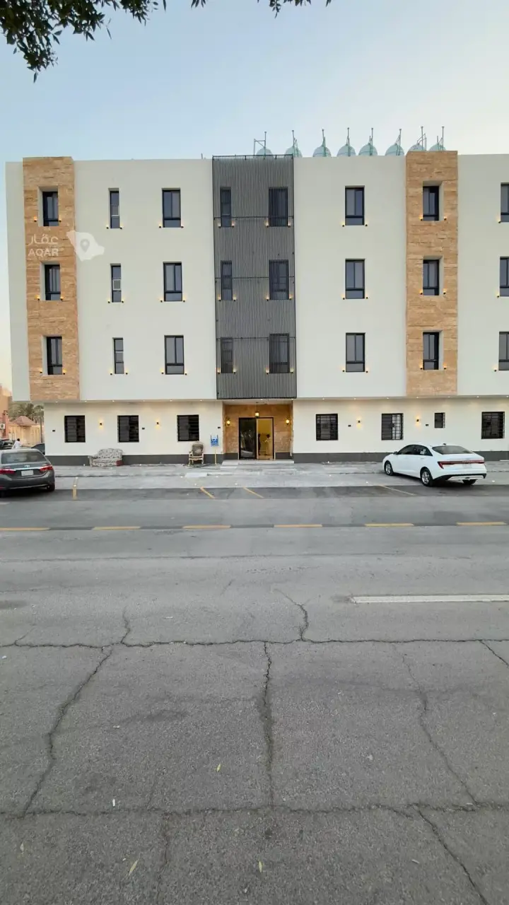 3 bedroom apartment in Okaz, Riyadh 4